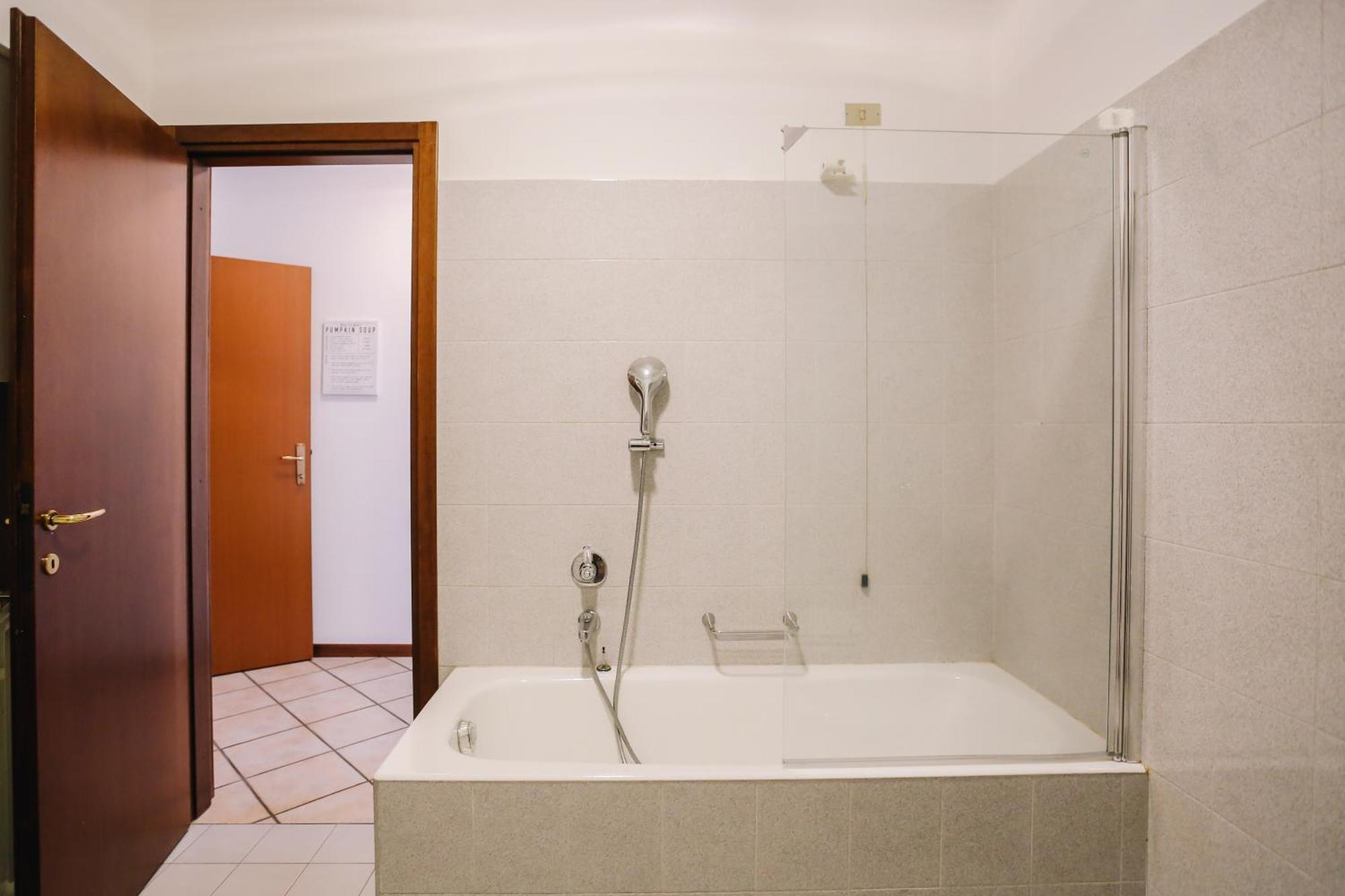 Flat Mazzini 6 Daire Alzano Lombardo Dış mekan fotoğraf