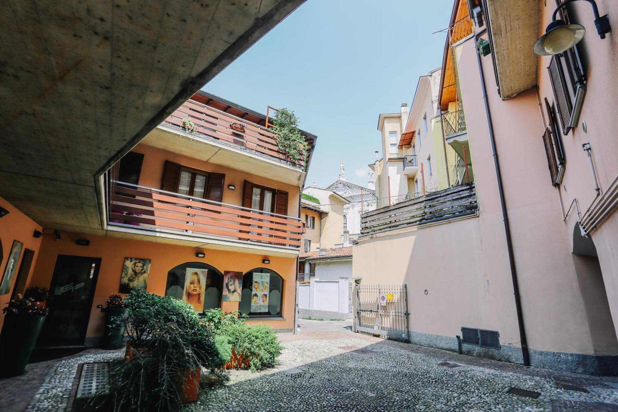 Flat Mazzini 6 Daire Alzano Lombardo Dış mekan fotoğraf